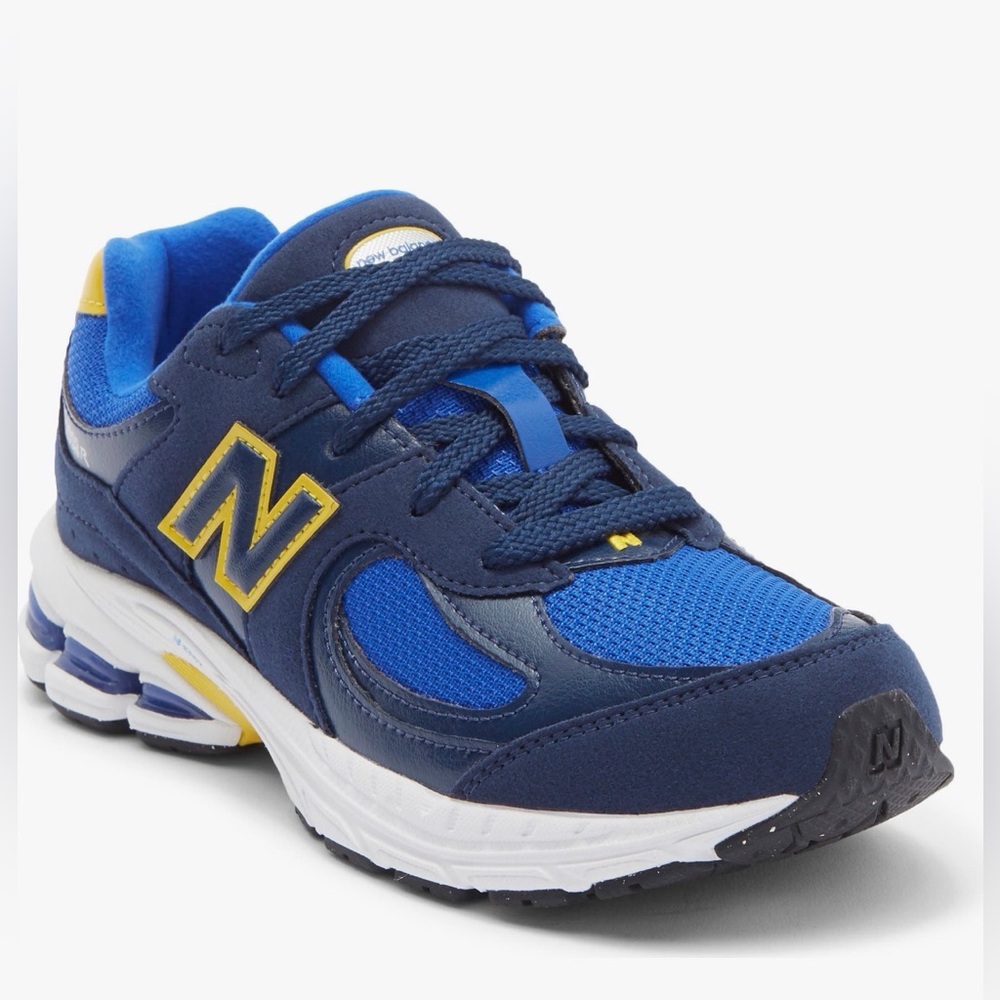 New Balance Kids Blue Athletic Shoes 2002 PC2002BD -  New in box